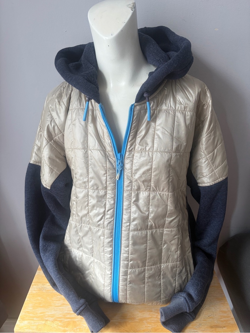 Cotopaxi Insulated Hybrid Hoodie Jacket